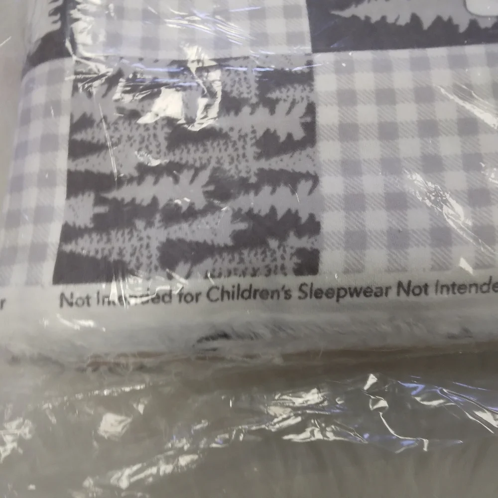 FABRIC Flannel Wilderness Gray, 100% Cotton Flannel, 8 Yard Sealed Bolt